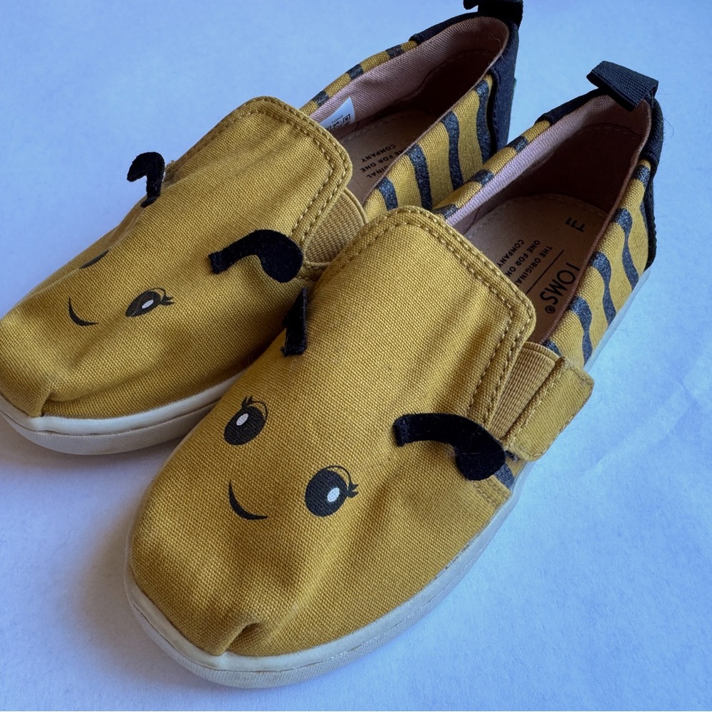 TOMS Honeybee Alpargata shoes toddler 11 New condition